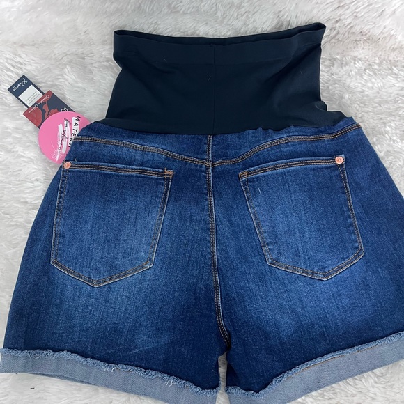 Maternity Denim Shorts - Picture 2 of 2